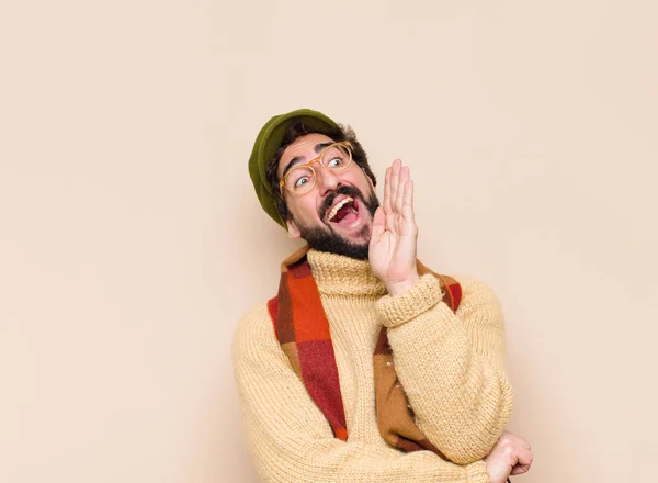 Young Cool Bearded Man Profile View Looking Happy Excited Shouting — Stock Photo, Image