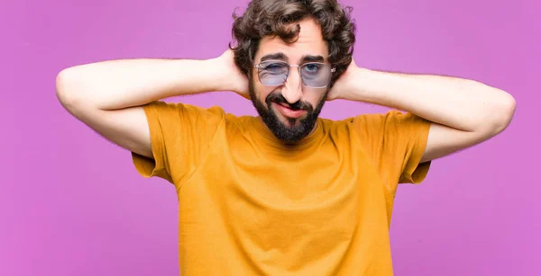 Joven Loco Fresco Hombre Sentirse Frustrado Molesto Enfermo Cansado Fracaso — Foto de Stock