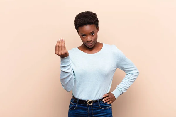 Junge Hübsche Schwarze Frauen Machen Capice Oder Geld Geste Sagt — Stockfoto