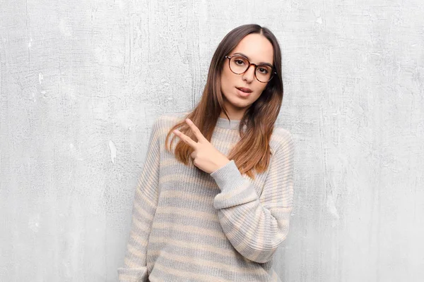 Jong Mooi Vrouw Gevoel Gelukkig Positief Succesvol Met Hand Maken — Stockfoto