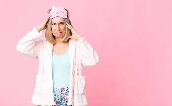 Frauen Mittleren Alters Fühlen Sich Frustriert Und Genervt Haben Genug — Stockfoto