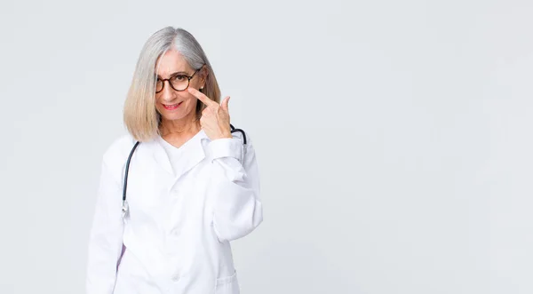 Middle Age Doctor Woman Keeping Eye You Trusting Watching Staying — Stock Photo, Image