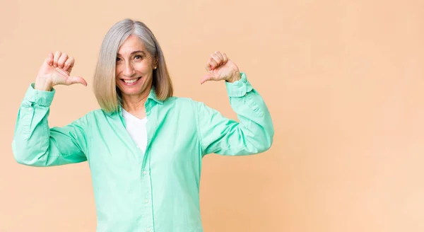 Middle Age Cool Woman Feeling Proud Arrogant Confident Looking Satisfied — Stock Photo, Image