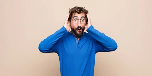 Young Handsome Man Looking Excited Surprised Open Mouthed Both Hands — Stock Photo, Image