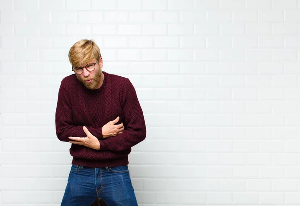 Giovane Uomo Biondo Sente Ansioso Malato Malato Infelice Soffre Mal — Foto Stock