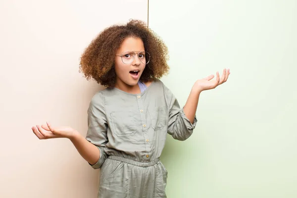 African American Little Girl Shrugging Dumb Crazy Confused Puzzled Expression — Stok fotoğraf