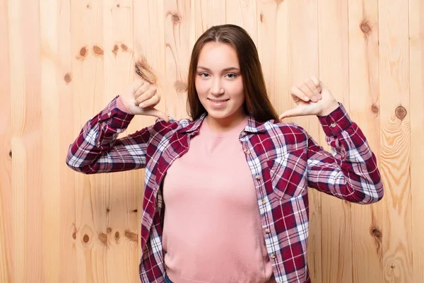 Young Blonde Pretty Girl Wood Wall — Stock Photo, Image