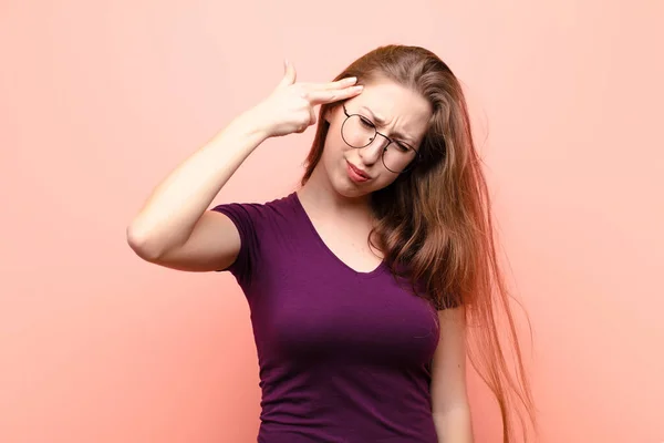 Yound Blonde Woman Looking Unhappy Stressed Suicide Gesture Making Gun — Stock Photo, Image