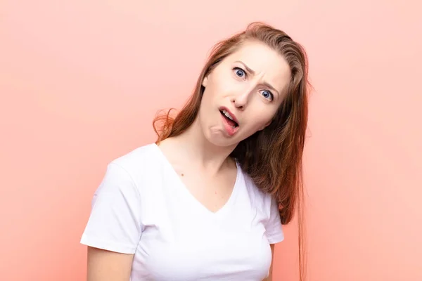 Yound Blonde Woman Feeling Puzzled Confused Dumb Stunned Expression Looking — Foto Stock