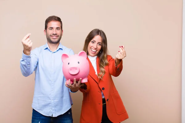 Young Pretty Couple Beige Flat Wall — Stock Photo, Image