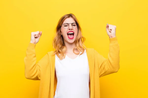 Young Pretty Blonde Woman Shouting Aggressively Angry Expression Fists Clenched — Stock Photo, Image