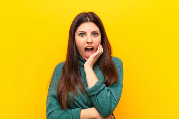 Young Pretty Woman Open Mouthed Shock Disbelief Hand Cheek Arm — Stock Photo, Image