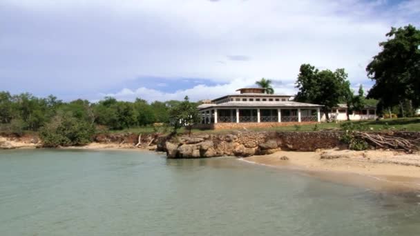 Vista a las ruinas del asentamiento de La Isabela en Puerto Plata, República Dominicana. La Isabela fue fundada por Cristóbal Colón en 1493 . — Vídeo de stock