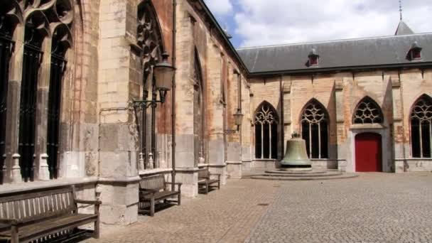 Extérieur de l'église Saint Servatius à Maastricht, Pays-Bas . — Video