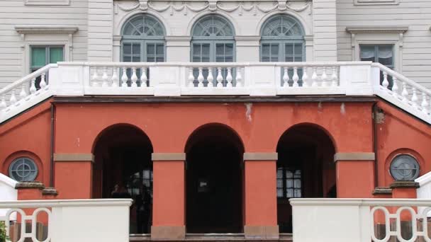 Exterior of the facade of the Gunnebo Slott palace outside Gothenburg, Sweden. — Stock Video