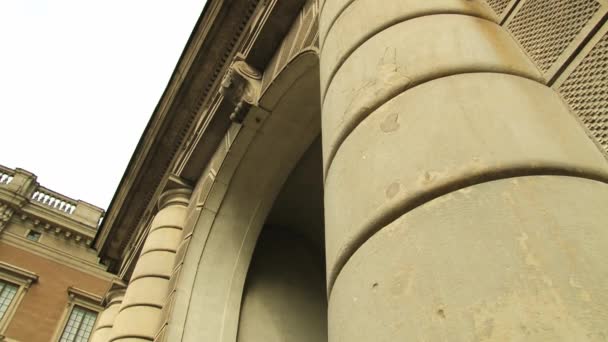 Exterior of the Royal palace building in Stockholm, Sweden. — Stock Video