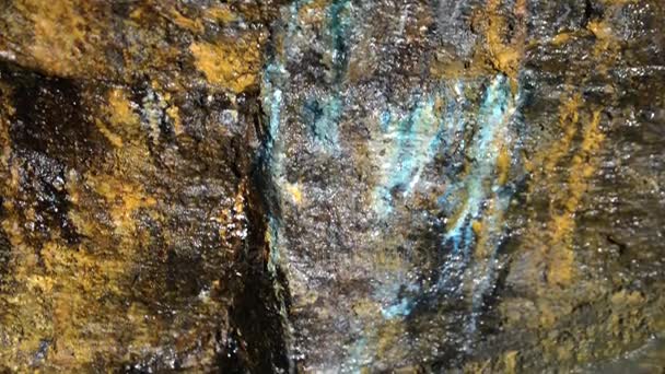 视图在墙上的历史国王奥拉夫地下铜矿在挪威勒罗斯. — 图库视频影像