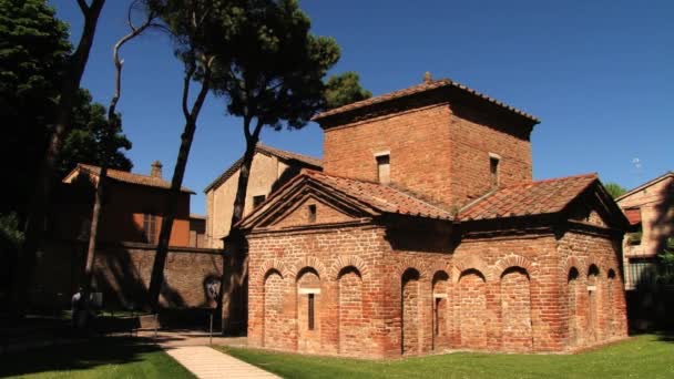 Extérieur du Mausolée de Galla Placidia à Ravenne, Italie . — Video