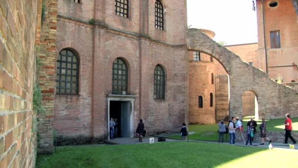 Exterior de la Basílica de San Vitale en Rávena, Italia . — Vídeos de Stock