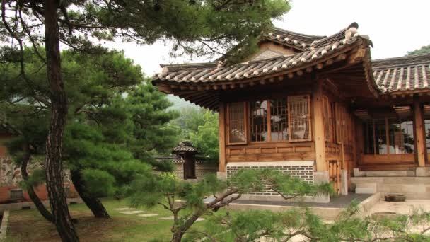 Eksterior bangunan museum Furniture Korea di Seoul, Korea . — Stok Video