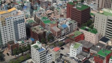 Şehir binaları ve sokakları yukarıdan Busan, Korea görüntülemek.