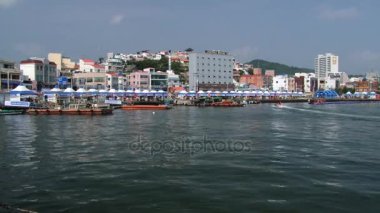 Tongyeong, Kore limanına görüntülemek.