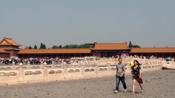 Folk besøker Gugun Palace i Beijing, Kina . – stockvideo