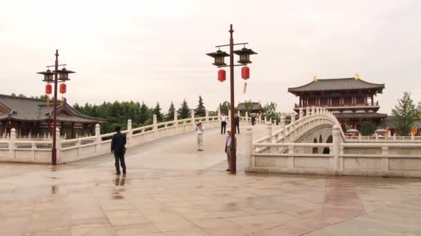 İnsanlar Datang Furong Bahçe Xian, Çin için ziyaret edin.. — Stok video