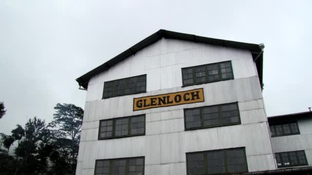 Dış Nuwara Eliya, Sri Lanka'da bina Glenloch çay fabrikası. — Stok video