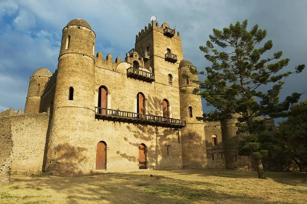 Exterior de la fortaleza medieval en Gondar, Etiopía . —  Fotos de Stock