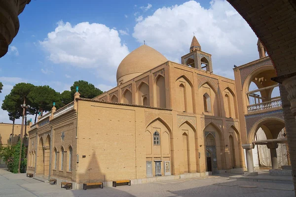 Vank (Heilige Verlosser) kathedraal in New Jolfa district in de stad, Iran. — Stockfoto