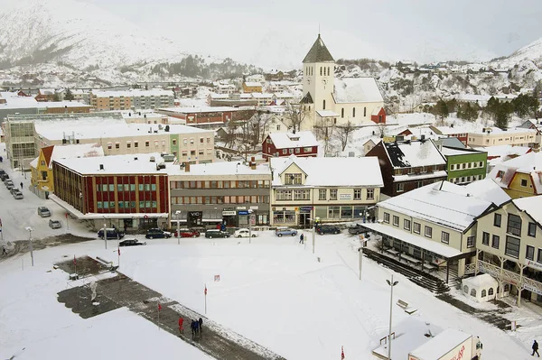 Pohled do centrální části města Svolvaer, Norsko. — Stock fotografie