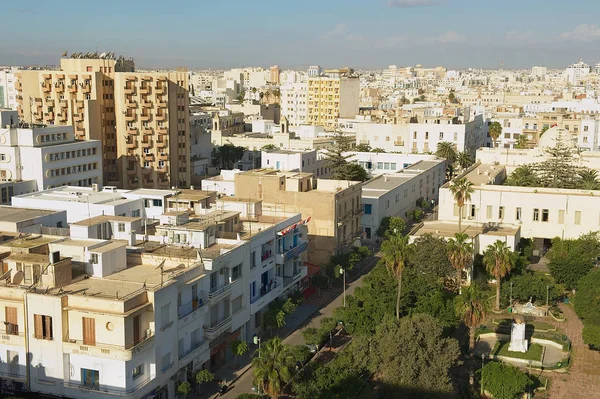Blick auf die Gebäude des Wohngebiets sfax in sfax, tunesien. — Stockfoto