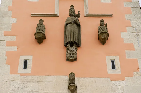 Regensburg Almanya Eylül 2010 Eski Taş Köprü Kule Duvar Dekorasyonu — Stok fotoğraf