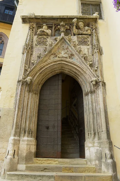 Regensburg Germania Settembre 2010 Porta Ingresso Stile Gotico Medievale Con — Foto Stock