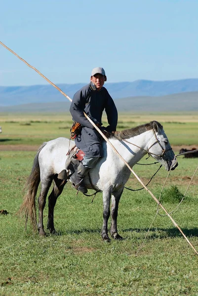 Kharkhorin Mongolia August 2006 Portrait Unidentified Mongolian Man Wearing Traditional — Stock Photo, Image