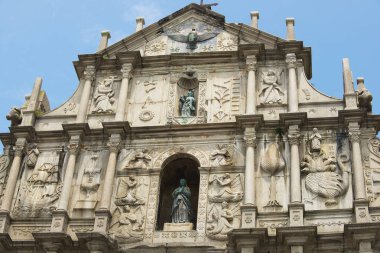 Makao, Çin - 09 Eylül 2013: Dış detay berbat ve cephe St Paul Katolik Katedrali Makao, Çin.