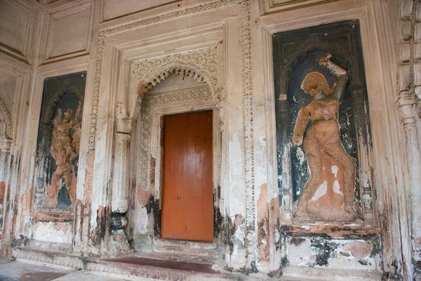 Puthia Bangladesz Lutego 2014 Ruiny Świątyni Shiva Zburzonymi Posągami Puthia — Zdjęcie stockowe