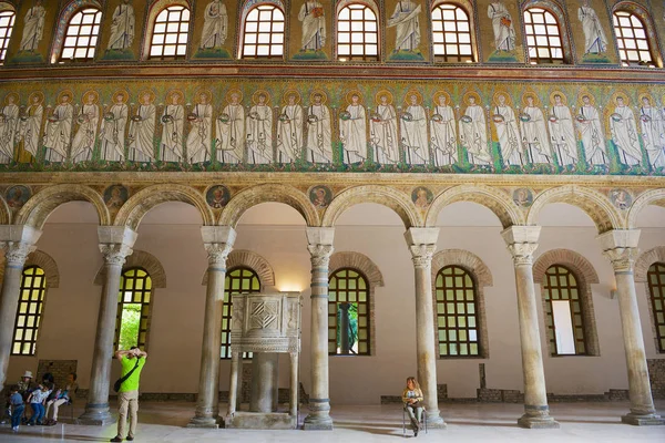 Ravenna Itália Setembro 2013 Interior Igreja Saint Apollinare Nuovo Ravenna — Fotografia de Stock