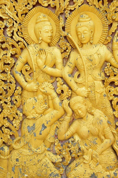 Luang Prabang Laos Kwietnia 2012 Wyszukane Rzeźbienie Drewnie Zewnętrznej Ścianie — Zdjęcie stockowe