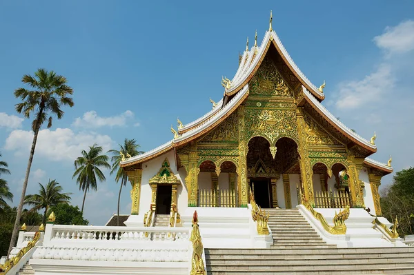 Luang Prabang Laos Abril 2012 Haw Pha Bang Templo Budista — Fotografia de Stock