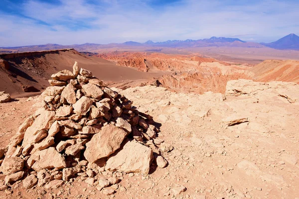 San Pedro de Atacama, Şili 'deki Atacama Çölü' ndeki Ölüm Vadisi 'nin olağanüstü arazisi..