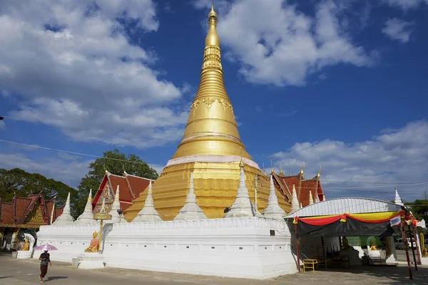 Mae Sot Tajlandia Listopada 2013 Buddyjska Stupa Wat Chumphon Khiri — Zdjęcie stockowe