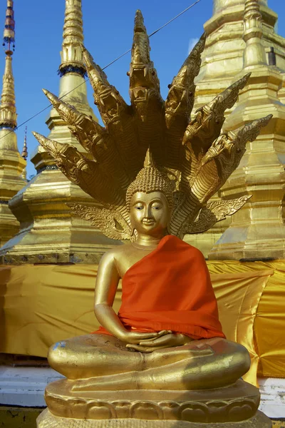 Buddhova Socha Červeném Chrámu Wat Boromthat Tak Thajsko — Stock fotografie