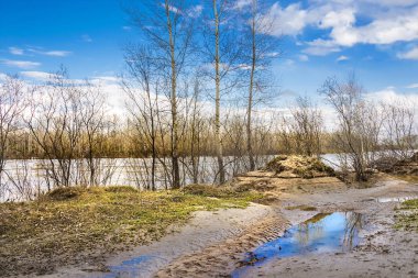 Bahar sel Berd nehrinde. Novosibirsk Oblastı, bir bölge, eski Iskitim, Sibirya, Rusya Federasyonu