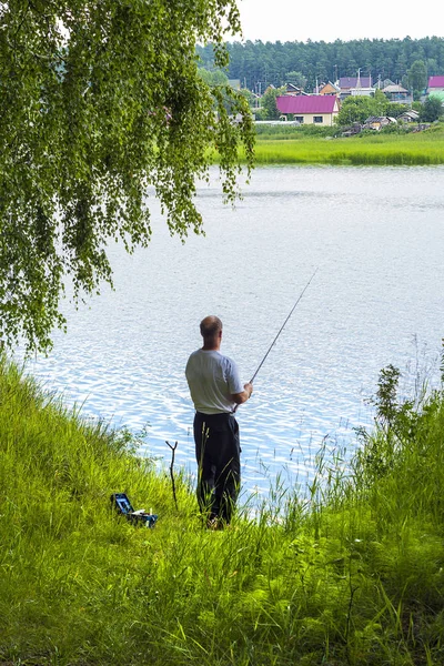 Pescador Com Fiação Rio Karakan Novosibirsk Oblast Sibéria Rússia — Fotografia de Stock