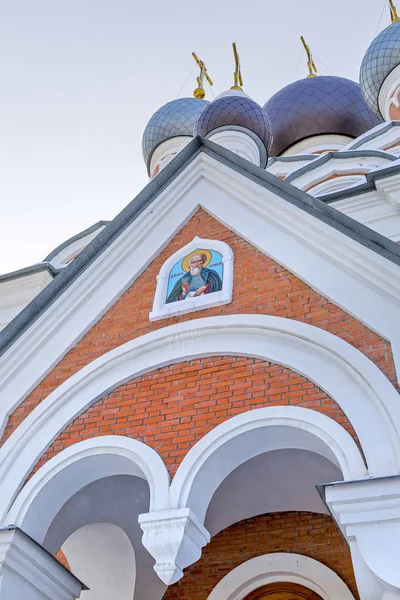 Ortodoxa kyrkan för att hedra förvandling. Staden av Berdsk, Novosibirsk oblast, Sibirien, Ryssland — Stockfoto