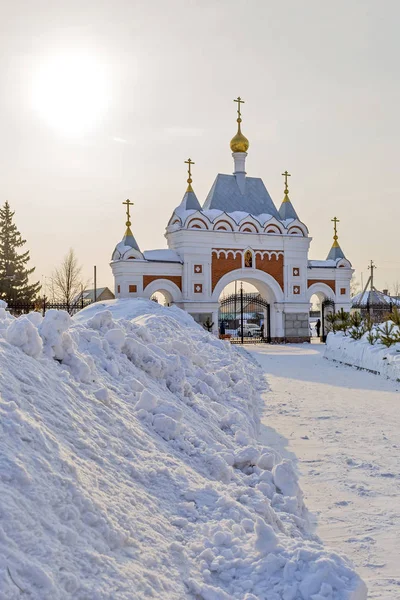 Ortodoxa kyrkan för att hedra förvandling. Staden av Berdsk, Novosibirsk oblast, Sibirien, Ryssland — Stockfoto