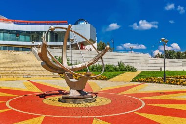 Güneş saati büyük Novosibirsk planetaryum Park