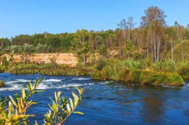Suenginskiy şelale. Altın Nehri Suenga, Maslyaninsky district, Novosibirsk Oblastı, Sibirya, Rusya Federasyonu